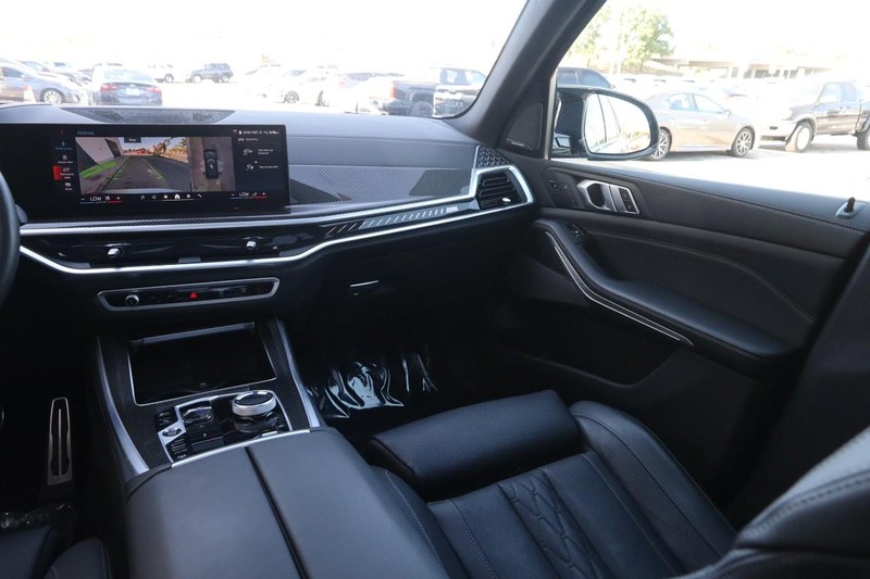 BMW X5 Vehicle Image 28