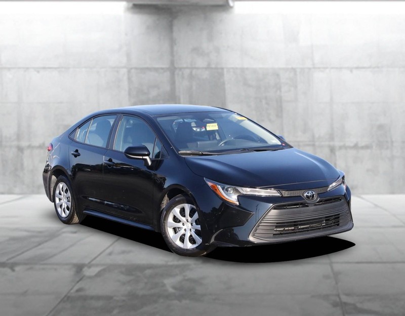 Toyota Corolla Vehicle Image 02