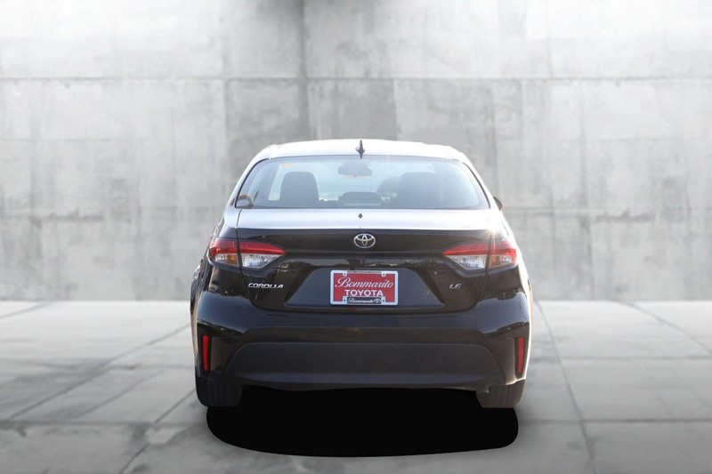 Toyota Corolla Vehicle Image 06