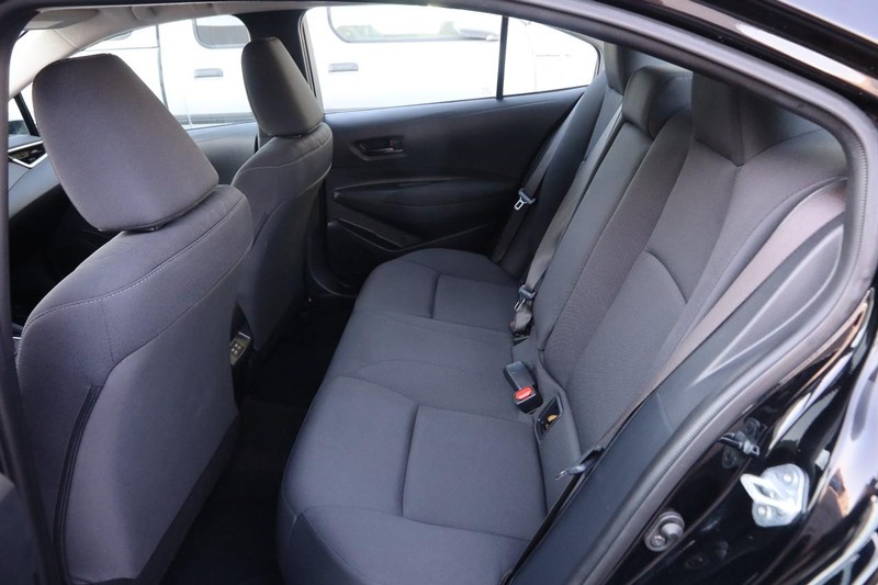 Toyota Corolla Vehicle Image 09