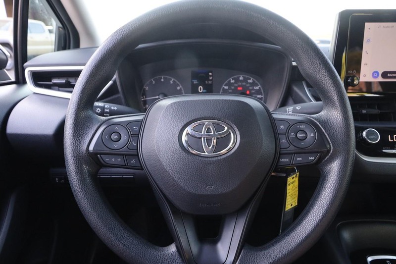 Toyota Corolla Vehicle Image 10