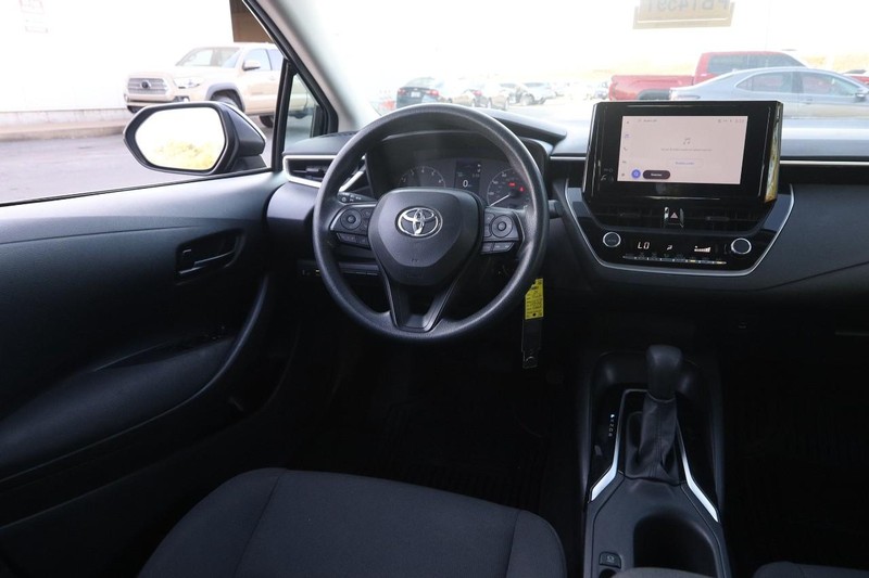 Toyota Corolla Vehicle Image 18