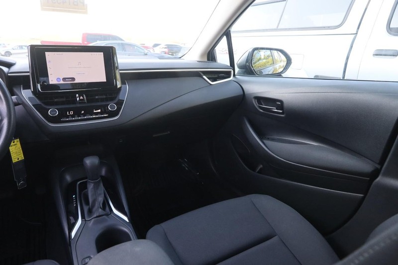 Toyota Corolla Vehicle Image 21