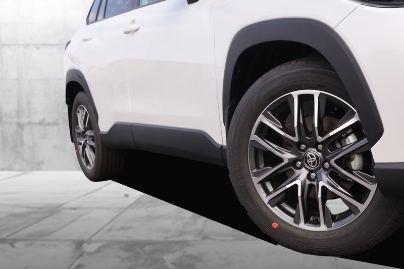 Toyota Corolla Cross Vehicle Image 03