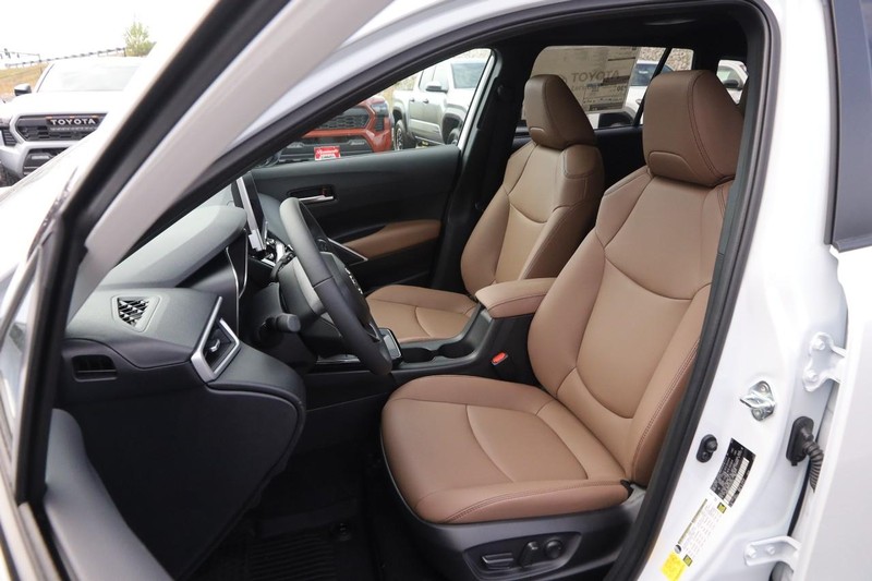 Toyota Corolla Cross Vehicle Image 10