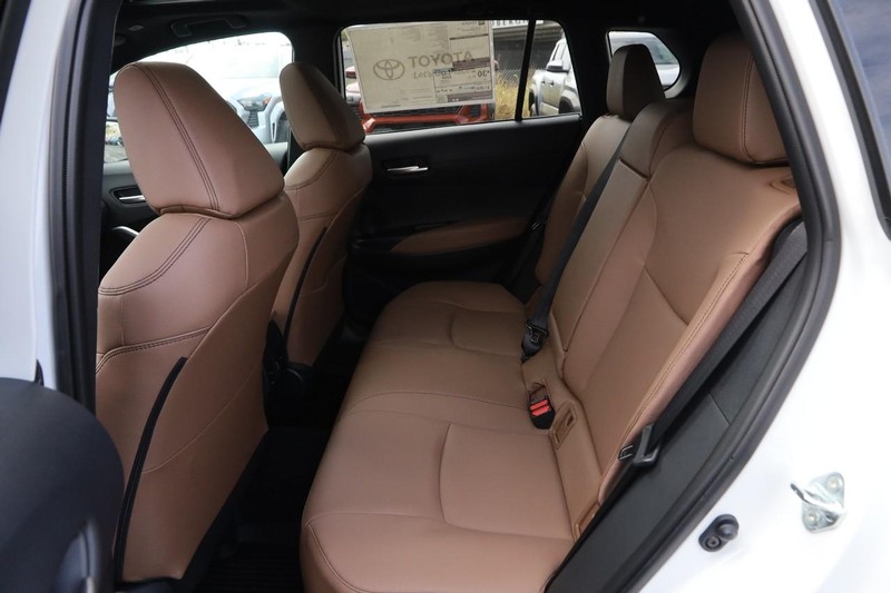 Toyota Corolla Cross Vehicle Image 11