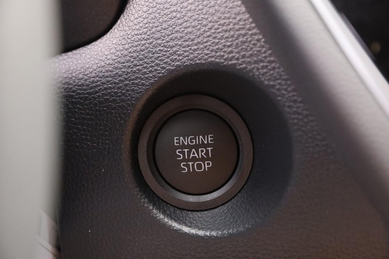 Toyota Corolla Cross Vehicle Image 16