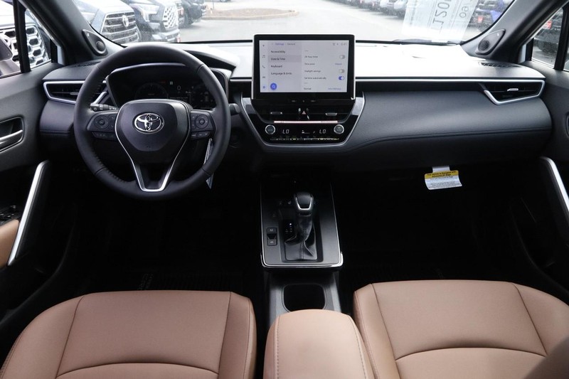 Toyota Corolla Cross Vehicle Image 22