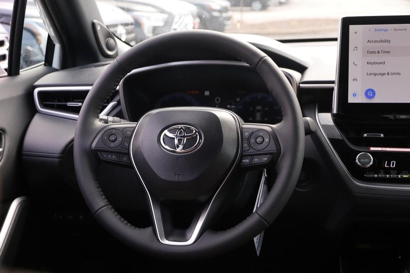 Toyota Corolla Cross Vehicle Image 24