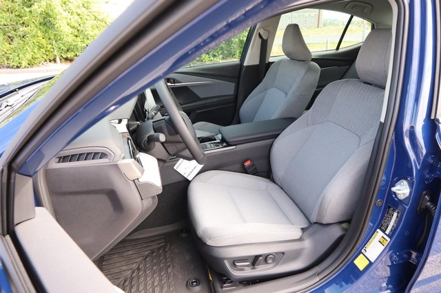 Toyota Camry Vehicle Image 08