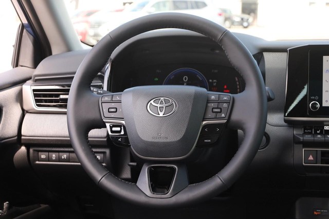 Toyota Camry Vehicle Image 22