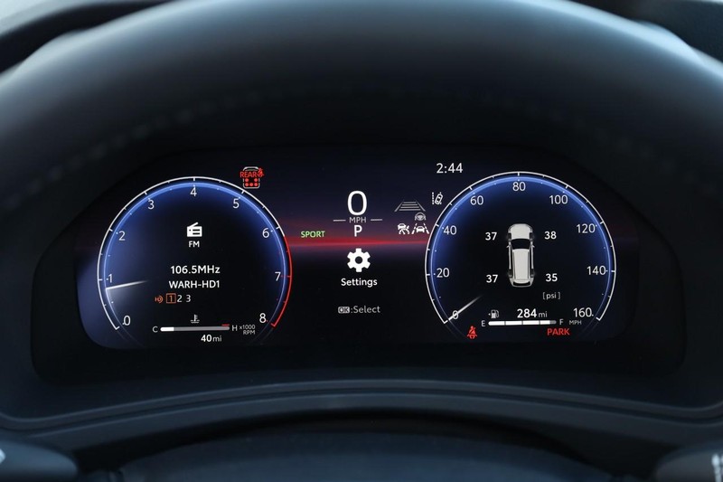 Toyota Grand Highlander Vehicle Full-screen Gallery Image 14