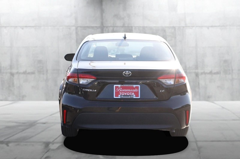 Toyota Corolla Vehicle Image 06