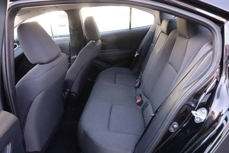 Toyota Corolla Vehicle Image 09