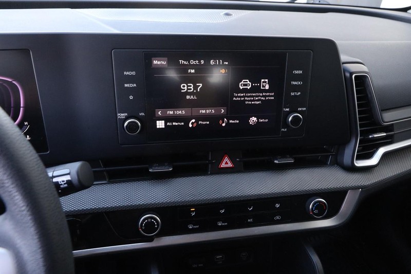 Kia Sportage Vehicle Image 14