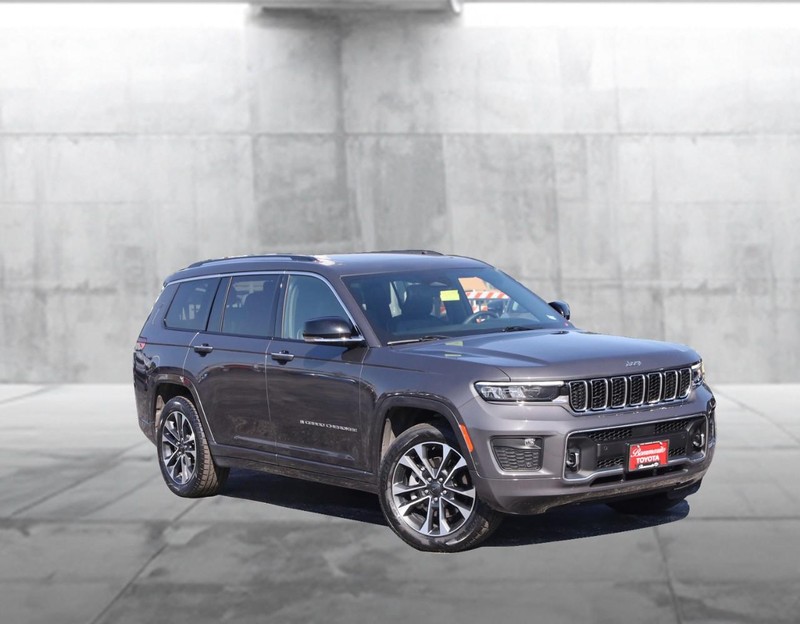 Jeep Grand Cherokee L Vehicle Image 02