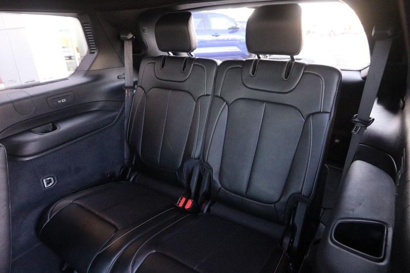 Jeep Grand Cherokee L Vehicle Image 12