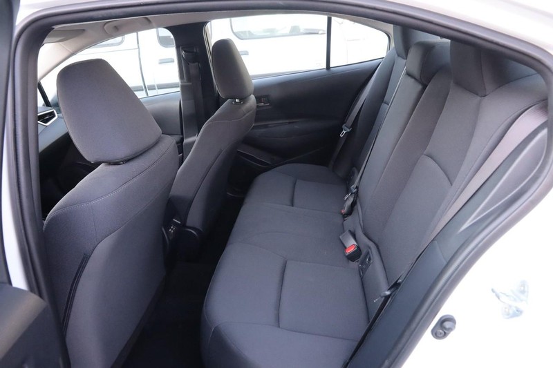 Toyota Corolla Vehicle Image 09