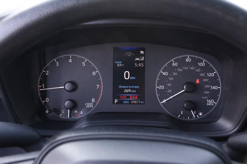 Toyota Corolla Vehicle Image 13