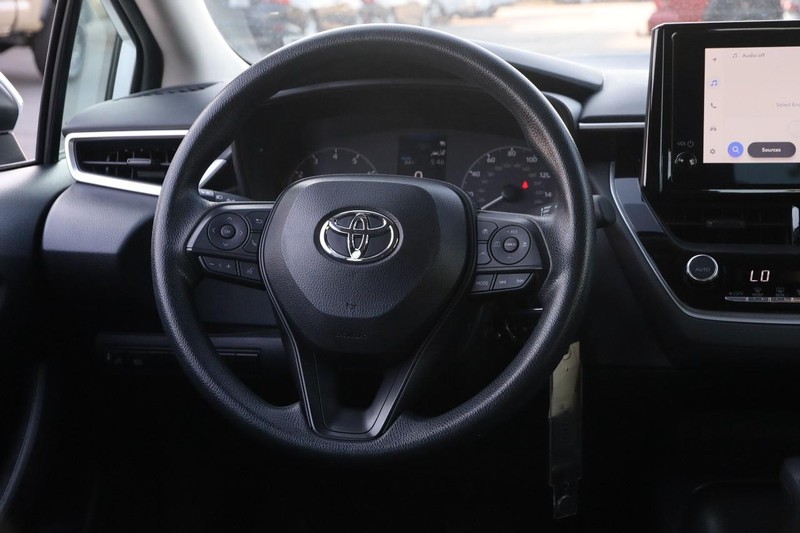 Toyota Corolla Vehicle Image 19