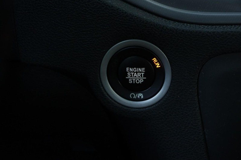 Dodge Charger Vehicle Full-screen Gallery Image 14