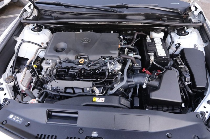 Toyota Camry Vehicle Image 25