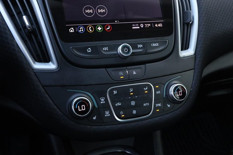 Chevrolet Malibu Vehicle Full-screen Gallery Image 17