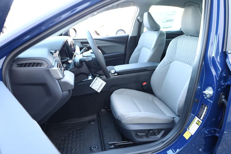 Toyota Camry Vehicle Image 08