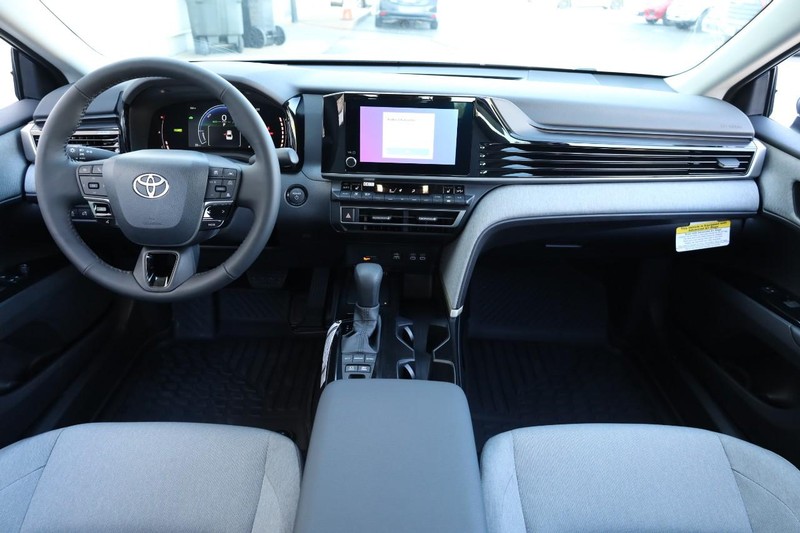 Toyota Camry Vehicle Image 21