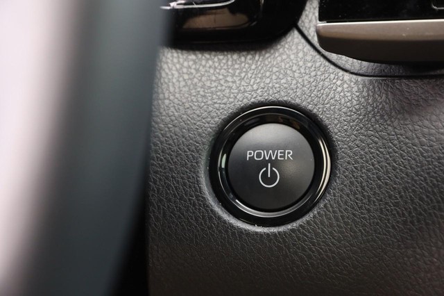 Toyota Camry Vehicle Image 15