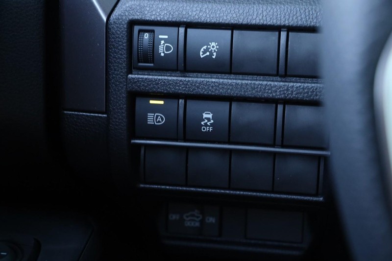 Toyota Tacoma 4WD Vehicle Image 19