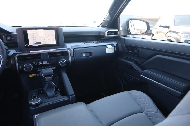 Toyota Tacoma 4WD Vehicle Image 24