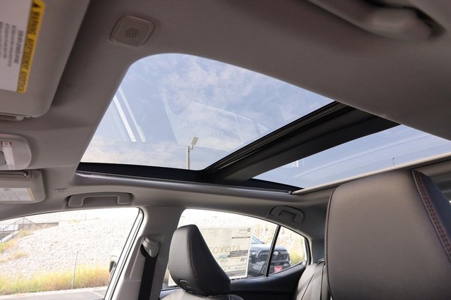 Toyota Camry Vehicle Image 08