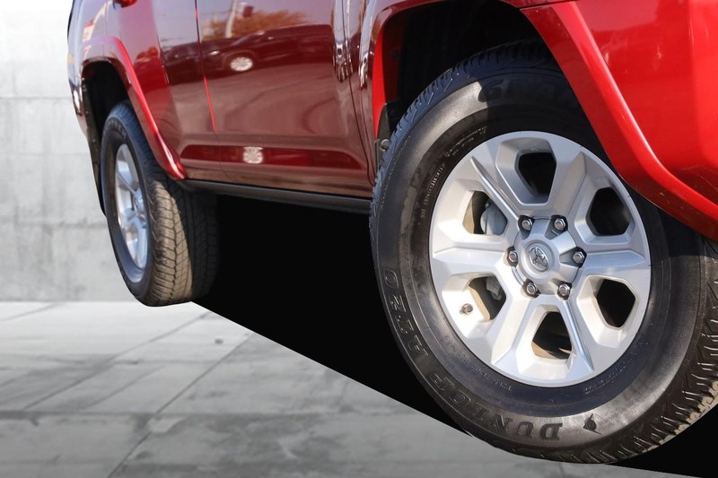 Toyota 4Runner Vehicle Image 03