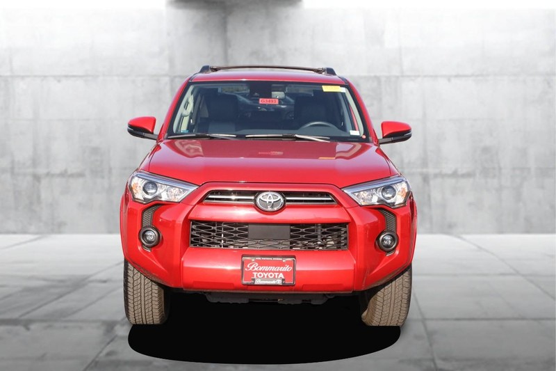 Toyota 4Runner Vehicle Image 04