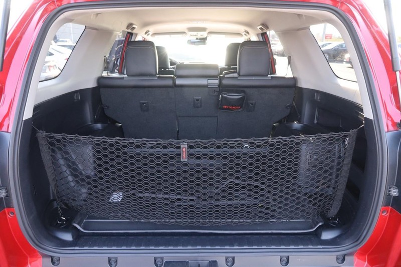 Toyota 4Runner Vehicle Image 07