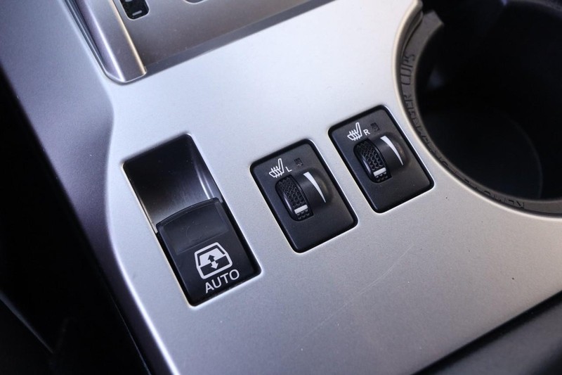 Toyota 4Runner Vehicle Image 17