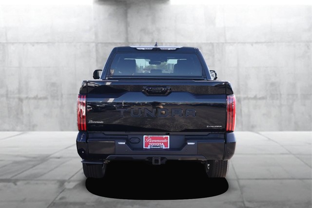 Toyota Tundra 4WD Vehicle Image 06