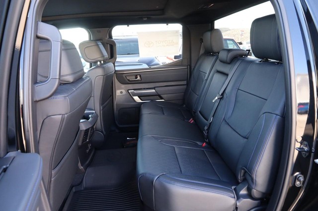 Toyota Tundra 4WD Vehicle Image 10