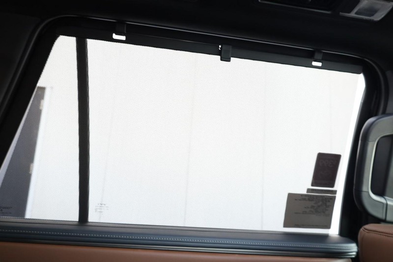 Toyota Sequoia Vehicle Image 28