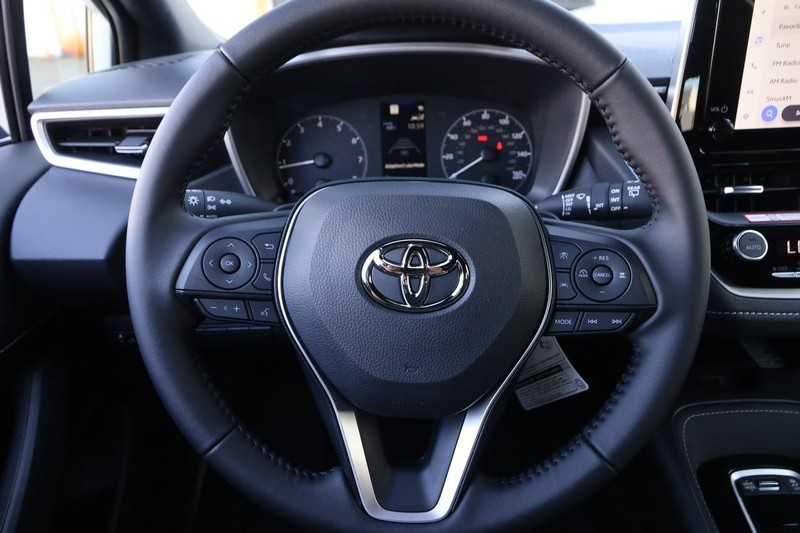 Toyota Corolla Hatchback Vehicle Image 10