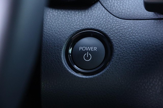 Toyota Camry Vehicle Image 14