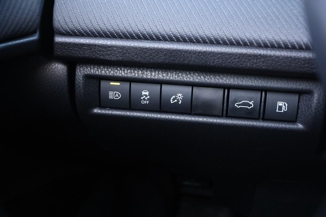 Toyota Camry Vehicle Image 20