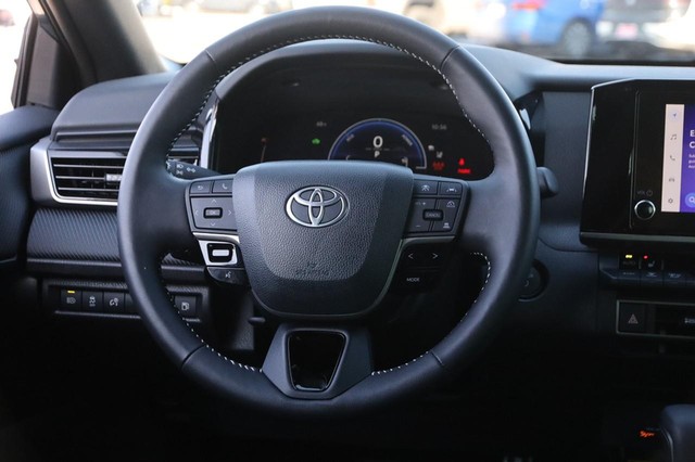Toyota Camry Vehicle Image 23