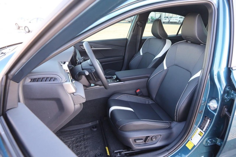 Toyota Camry Vehicle Image 08