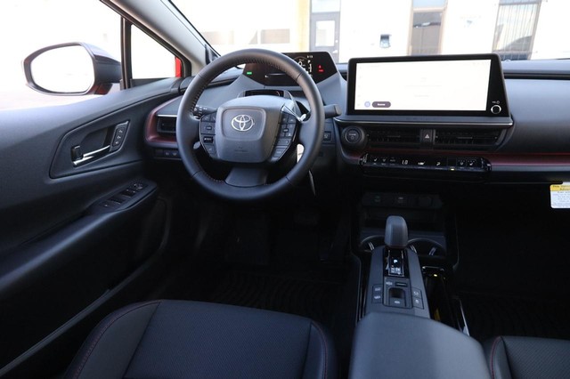 Toyota Prius Plug-In Hybrid Vehicle Image 25