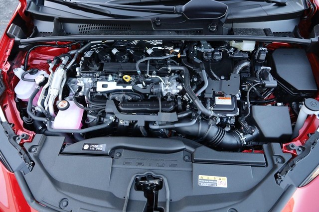 Toyota Prius Plug-In Hybrid Vehicle Image 30