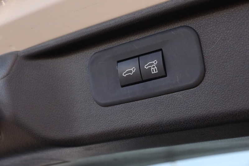 Toyota Grand Highlander Vehicle Image 08