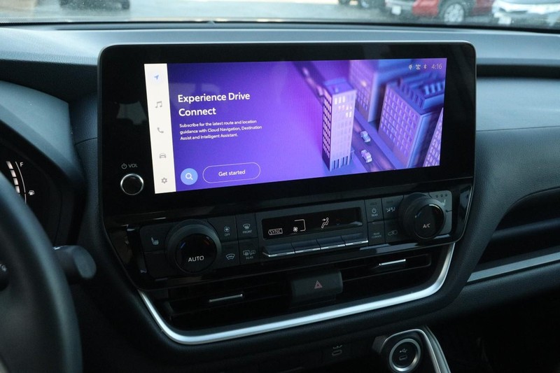 Toyota Grand Highlander Vehicle Image 17