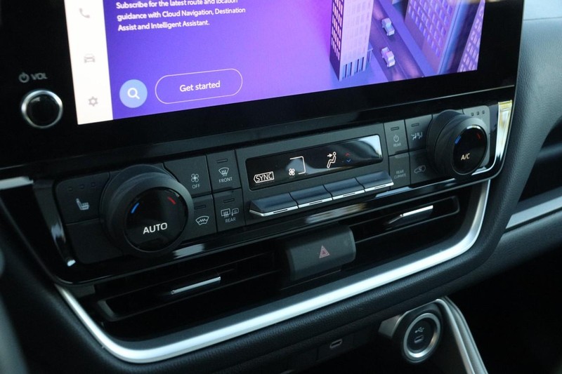 Toyota Grand Highlander Vehicle Image 19